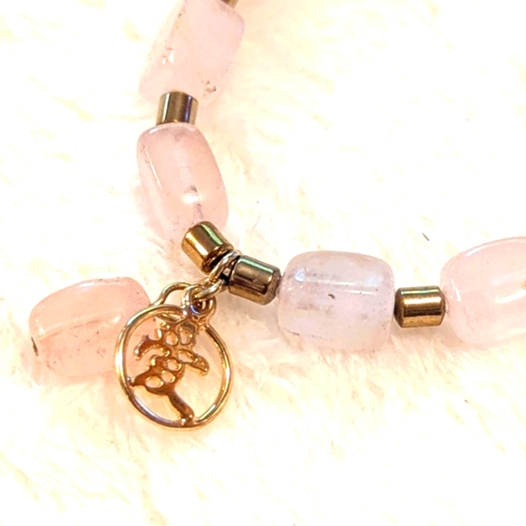 Rose Quartz Beaded Stretchy Bracelet with Goldtone Accent Beads - Picture 8 of 9